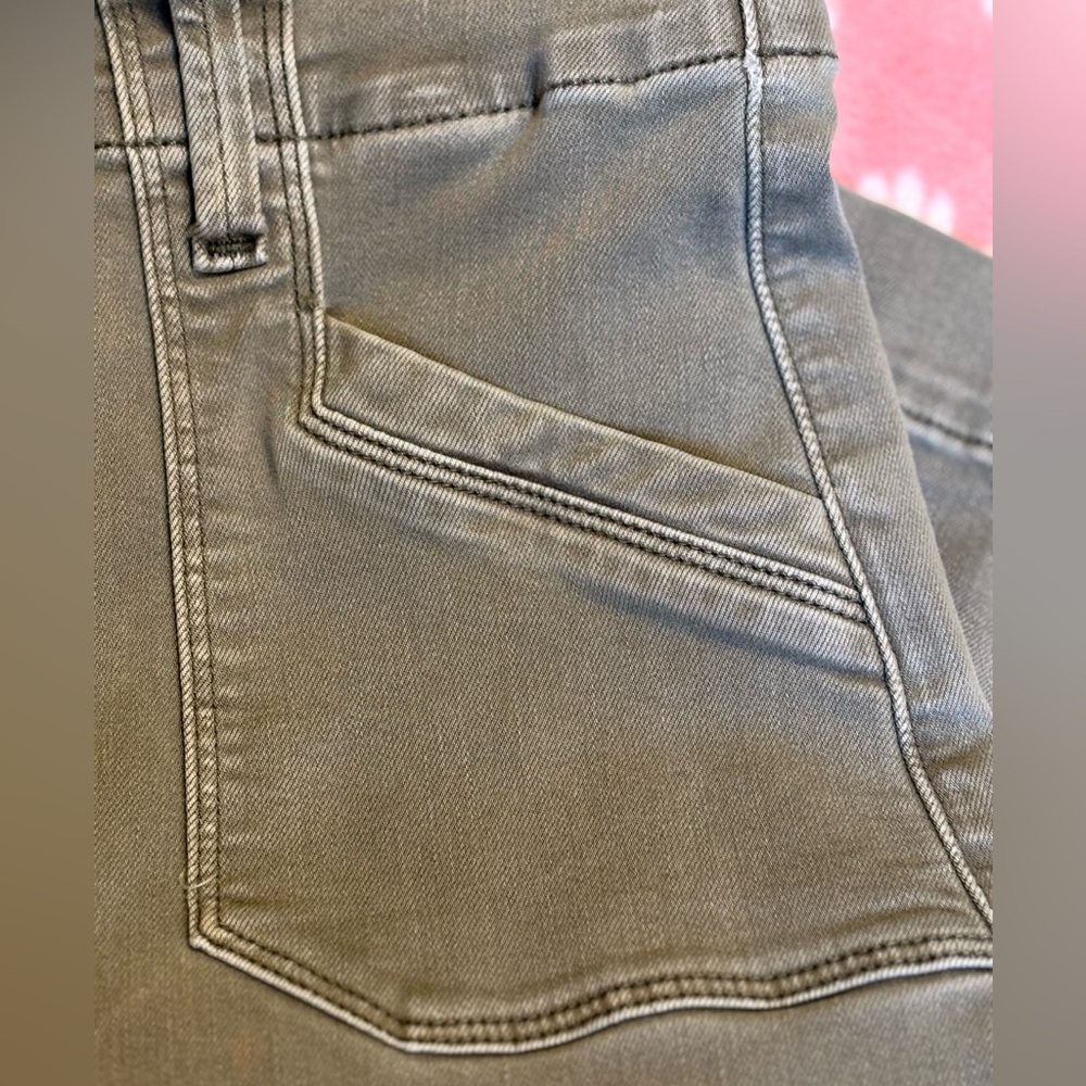 Paige Anessa High Rise Wide Leg Welt Utility Pocket Cropped Jeans Size 28 EUC - Picture 5 of 14